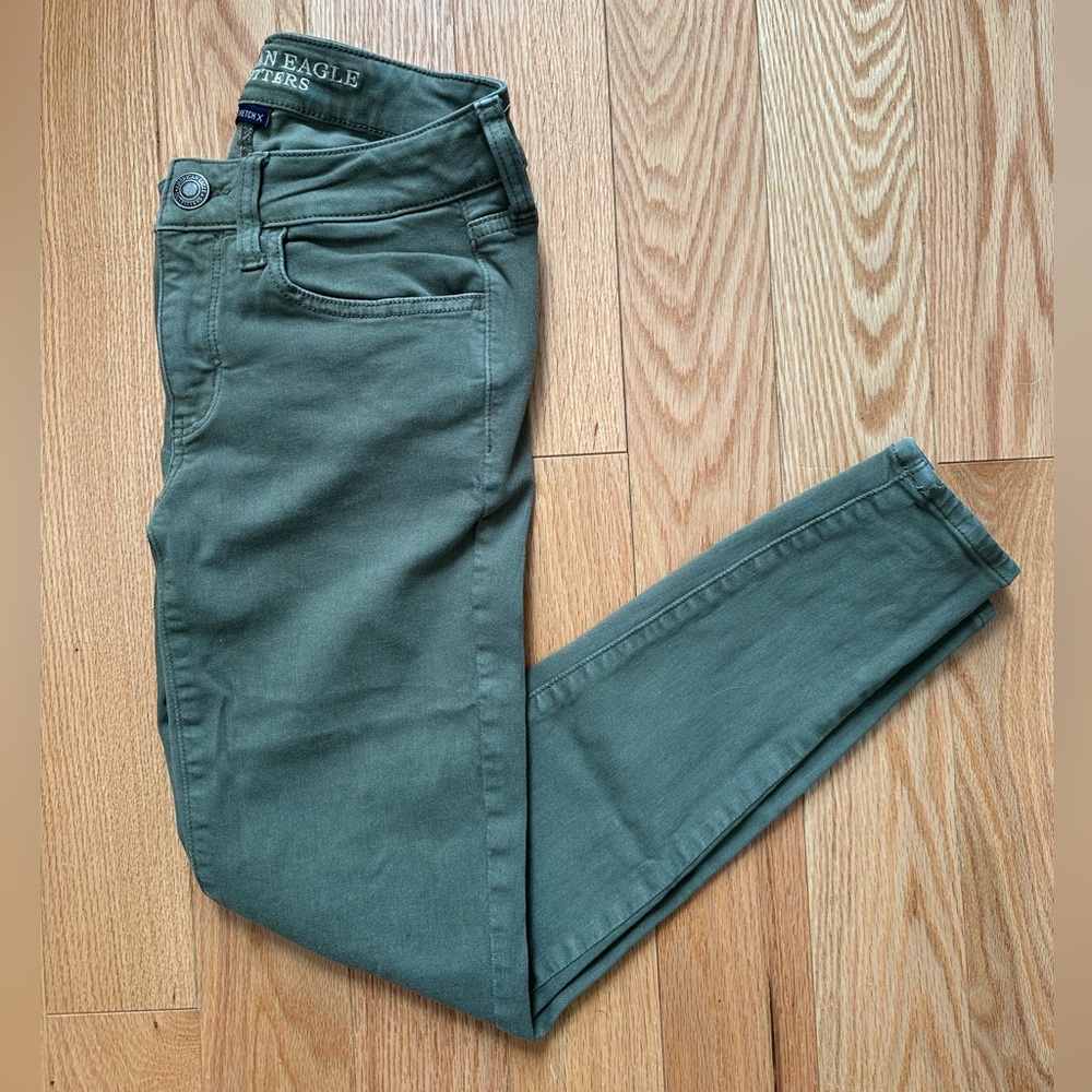 AE Jegging size 2 SHORT